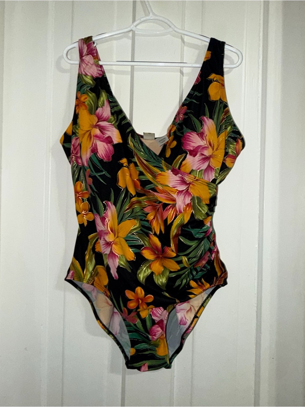 Women's plus size 22w swimsuit Floral One-Piece Swimsuit Flowers gold island